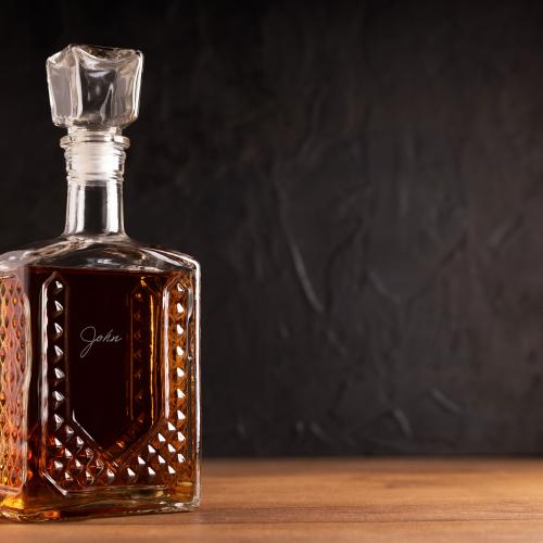 Botella de whisky personalizada